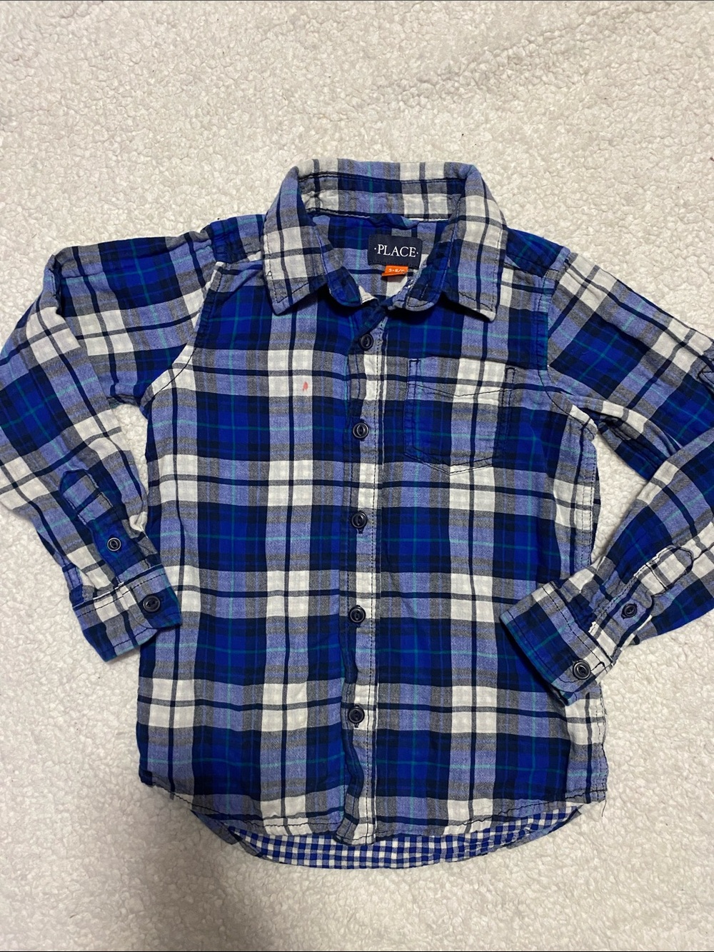 The Children's Place Blue & White flannel Plaid Button-Down Shirt size 5 / 6